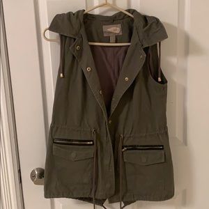 Army green vest button down jacket